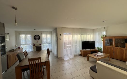 Spacieux appartement de 4½ pièces à Misery-Courtion